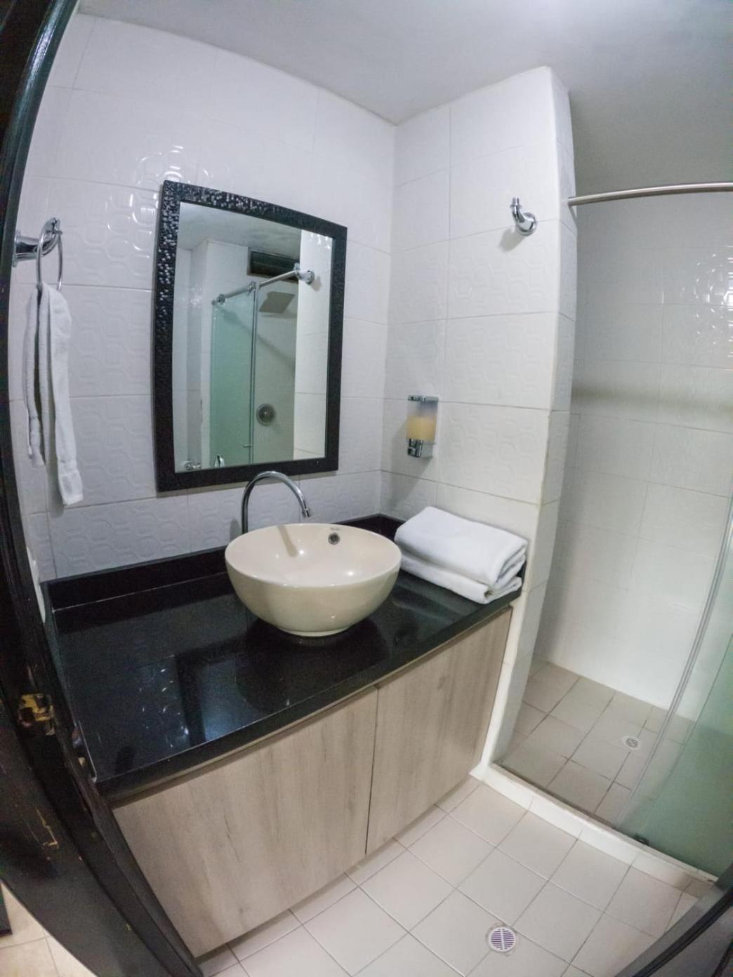 Santorini Apartamentos Amoblados Pereira Eksteriør bilde